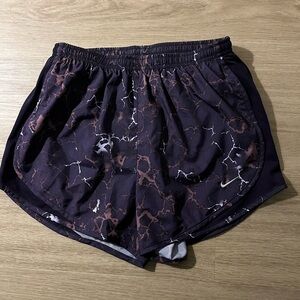 NIKE Marble Print Women's Running Shorts
